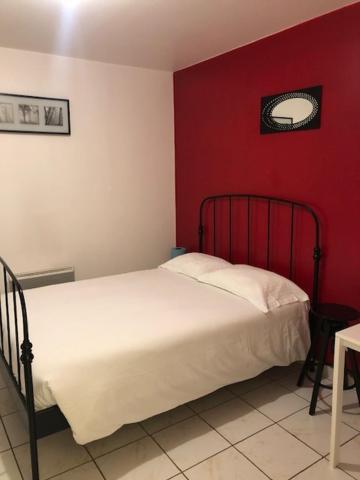 Jardin Fleury Apartment Gien Exterior photo
