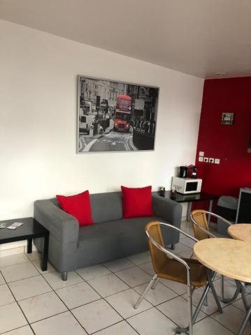 Jardin Fleury Apartment Gien Exterior photo