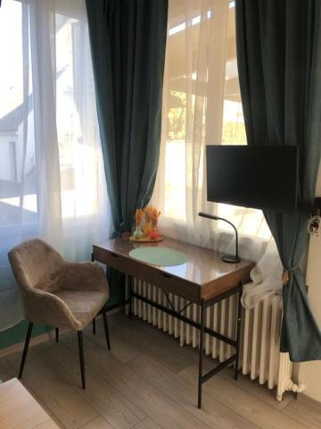 Jardin Fleury Apartment Gien Exterior photo